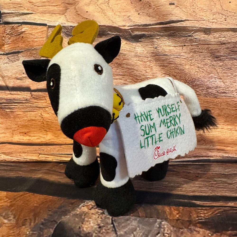 Chick-Fil-A Christmas Reindeer Cow Plush Have Yurself Sum Merry Little Chikin 7